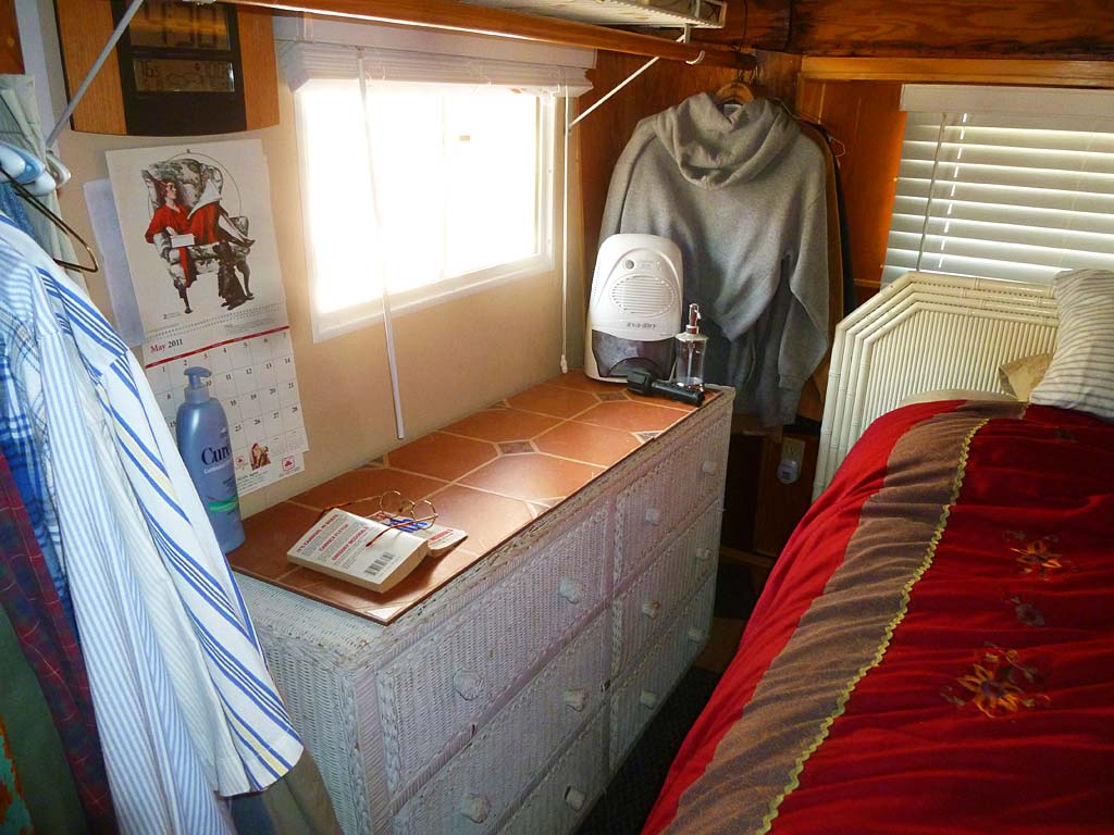 After Installing The Old Repainted Steel Trailer Window Frame