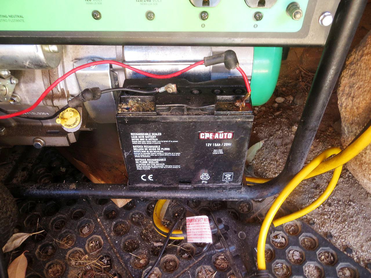 Champion 71330 Generator With Broken Battery