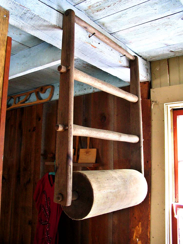 The Conveyor Belt Idler 