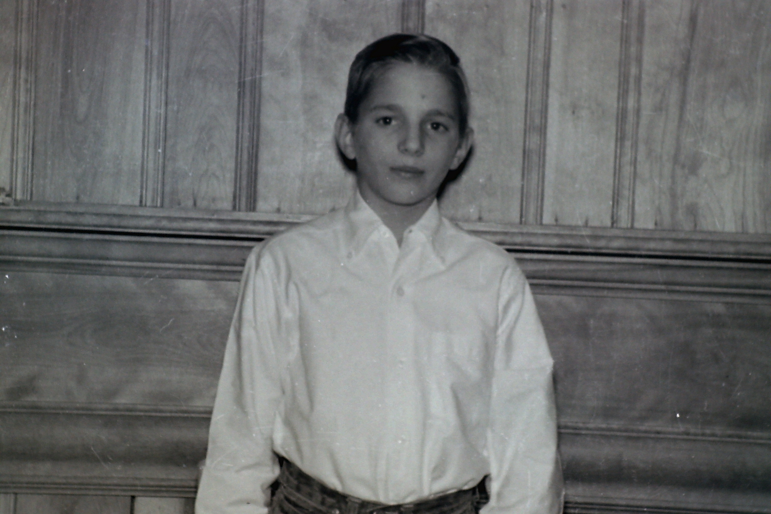 1954-aprx_meInWingLakeHs_frmNegative