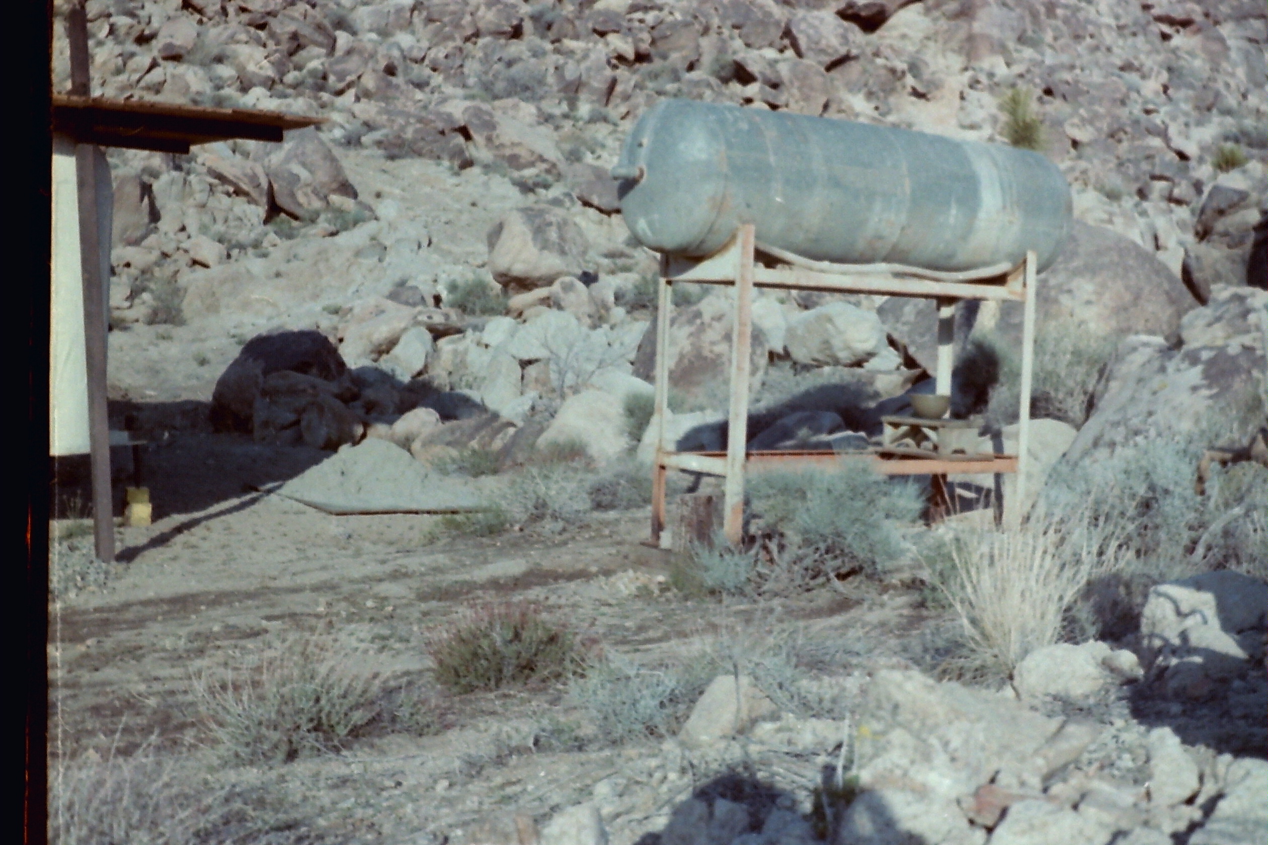 1970-04_P03
