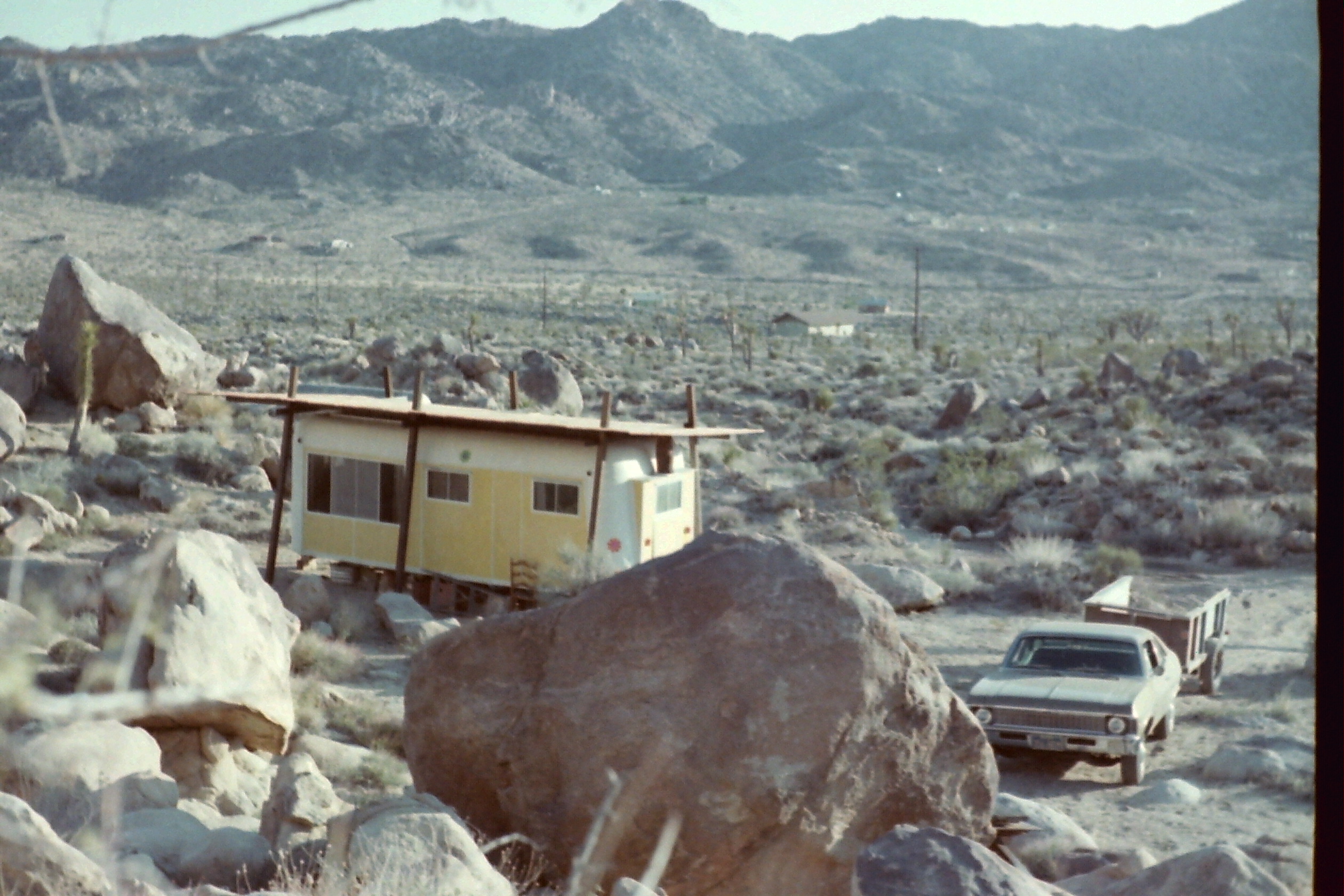 1970-04_P13r