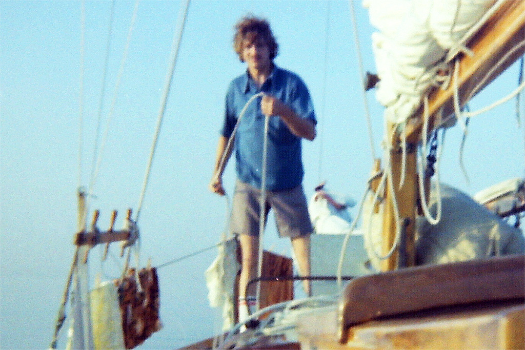 1973-07_P08 VanHaulingAnchor