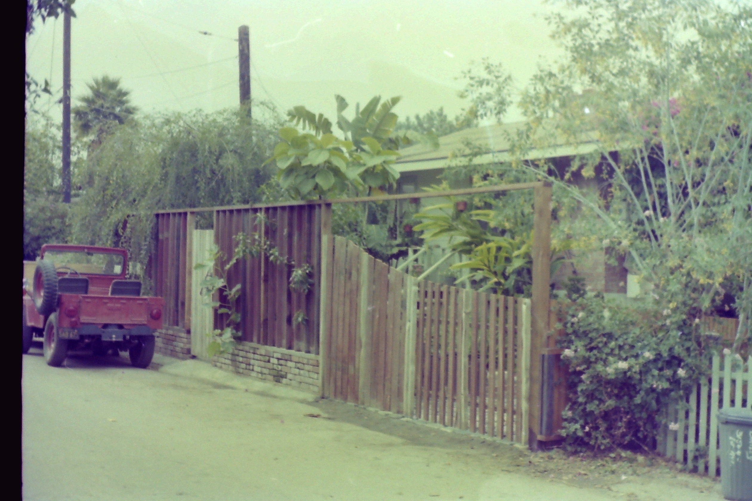 1975-08_P27 phdtSep1975