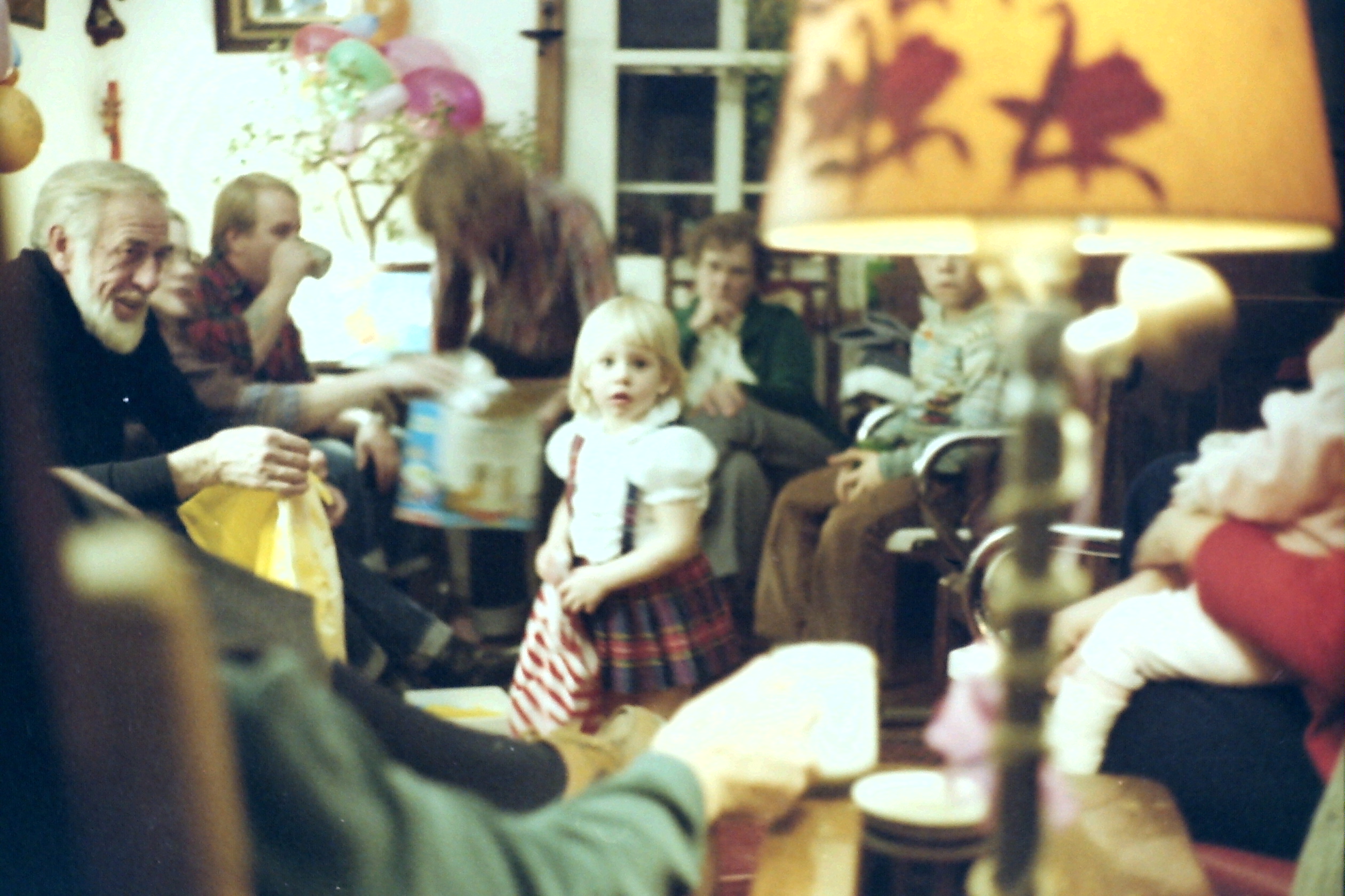 1979-12_P09 phDtFeb1980