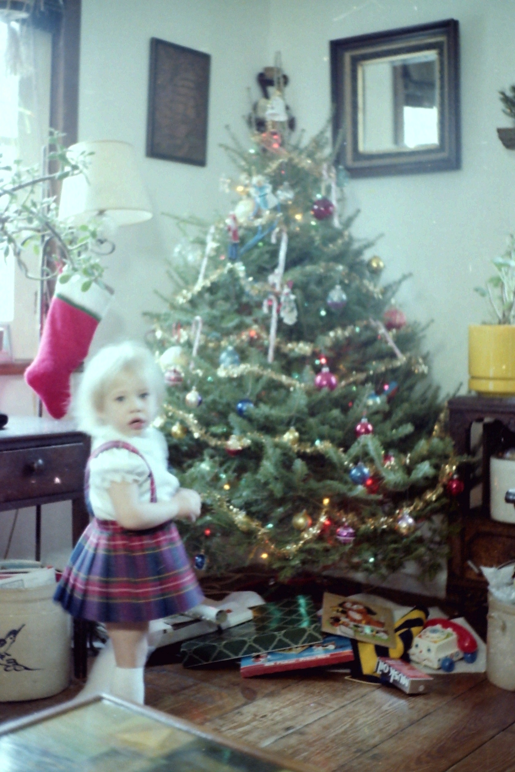 1979-12_P10 phDtFeb1980