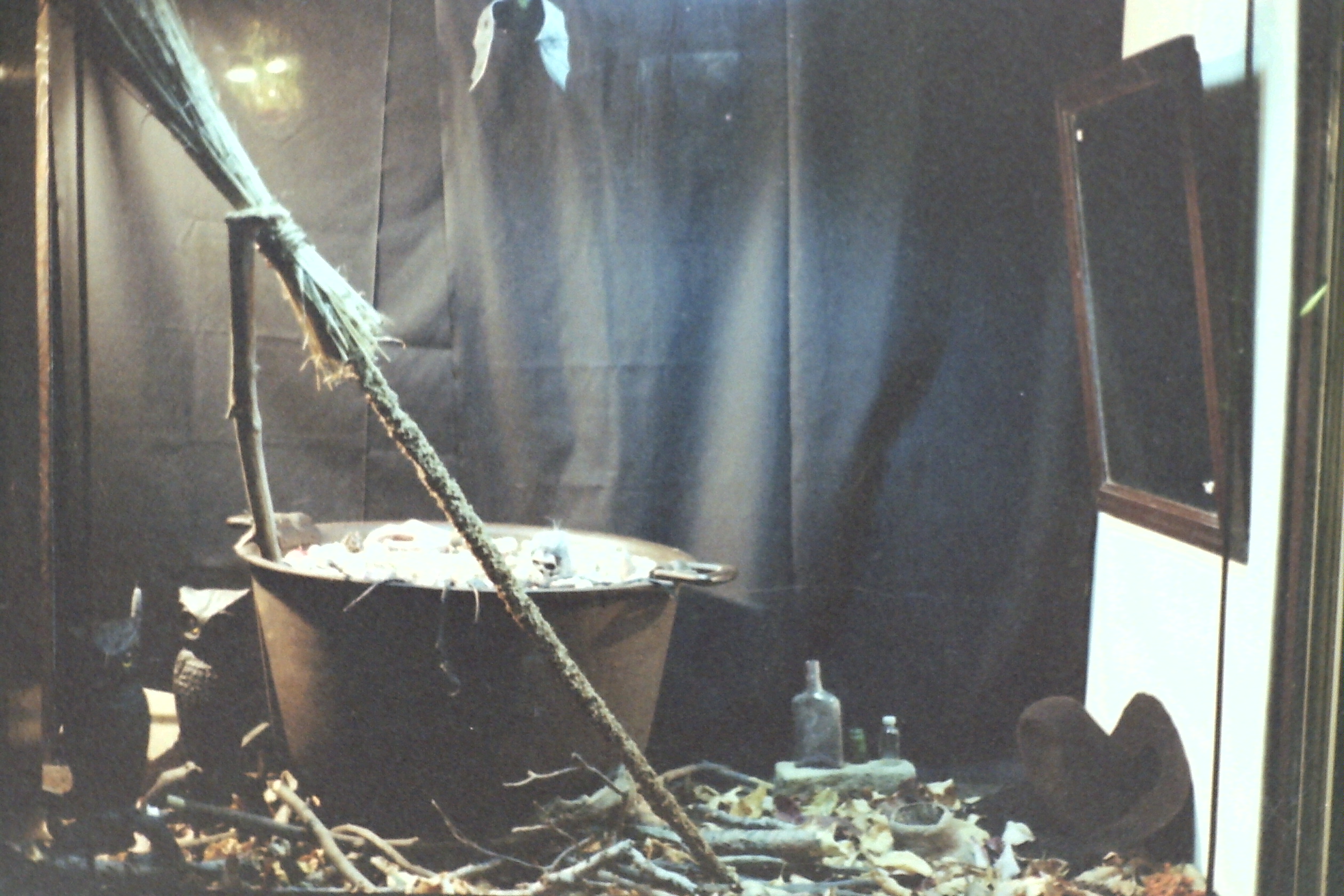 1980-10_P23 wrDtOct1980