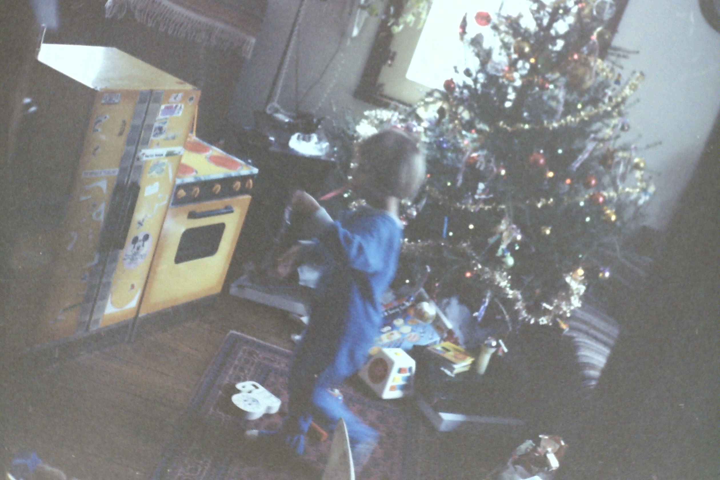 1981-12_P28 phDtJan1982