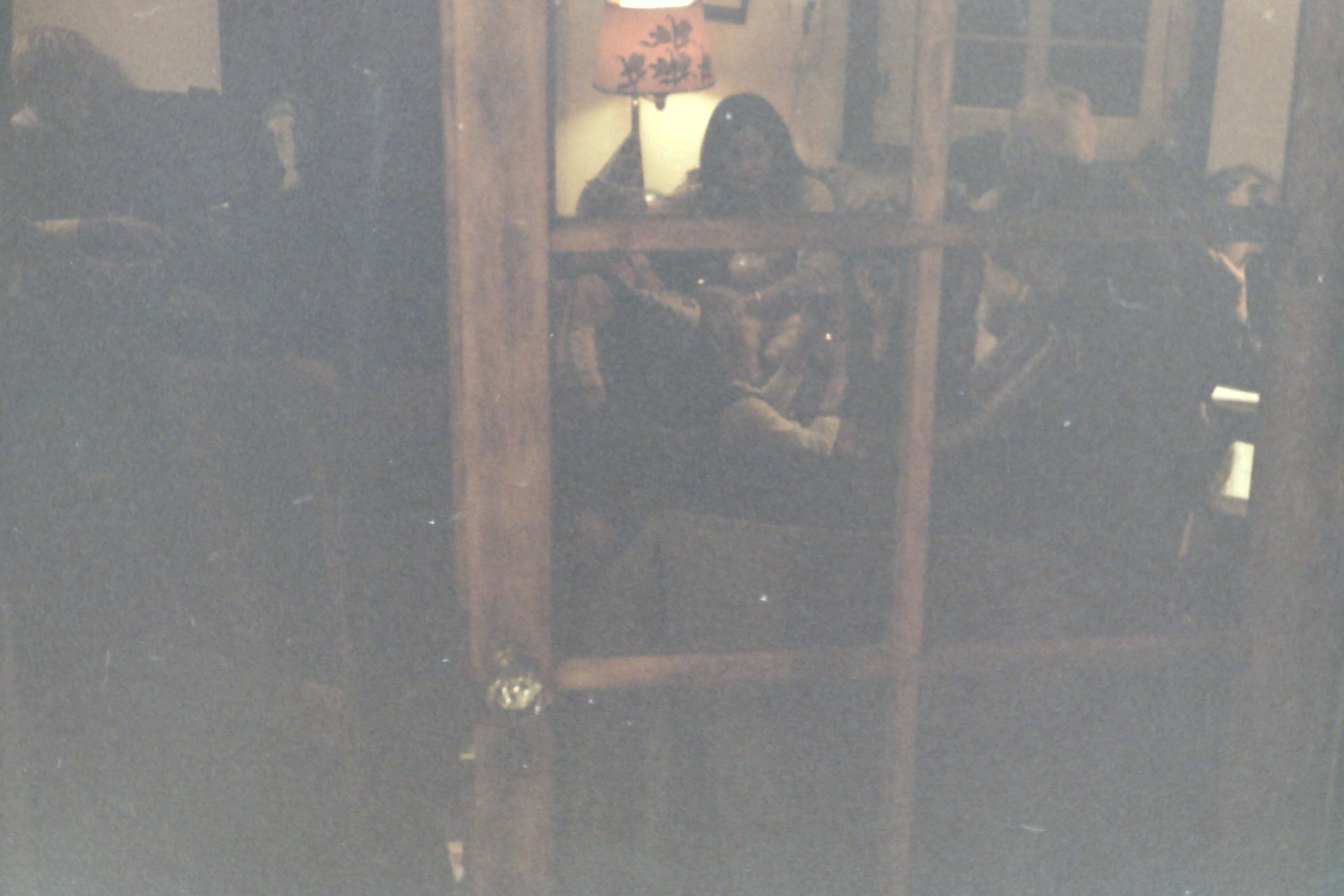 1982-02_P11 phDtApr1982