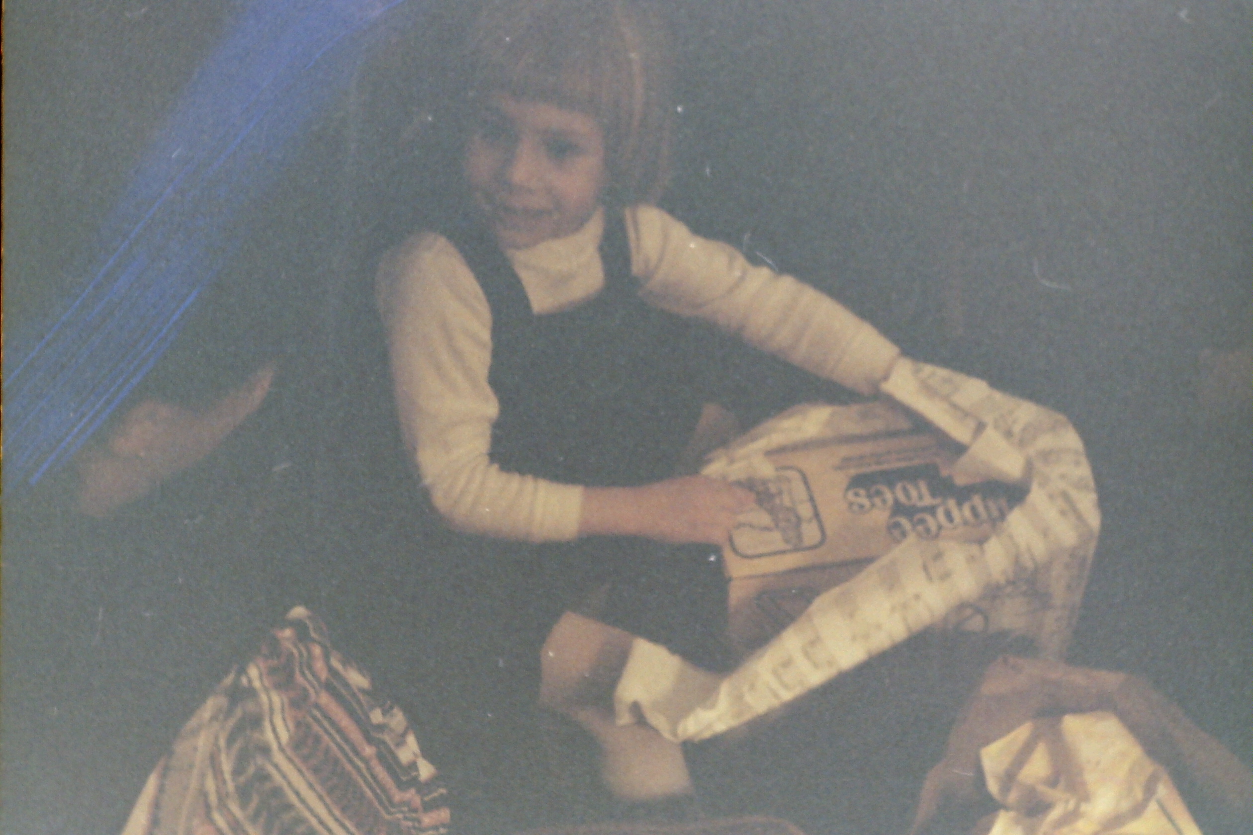 1982-02_P13 phDtApr1982