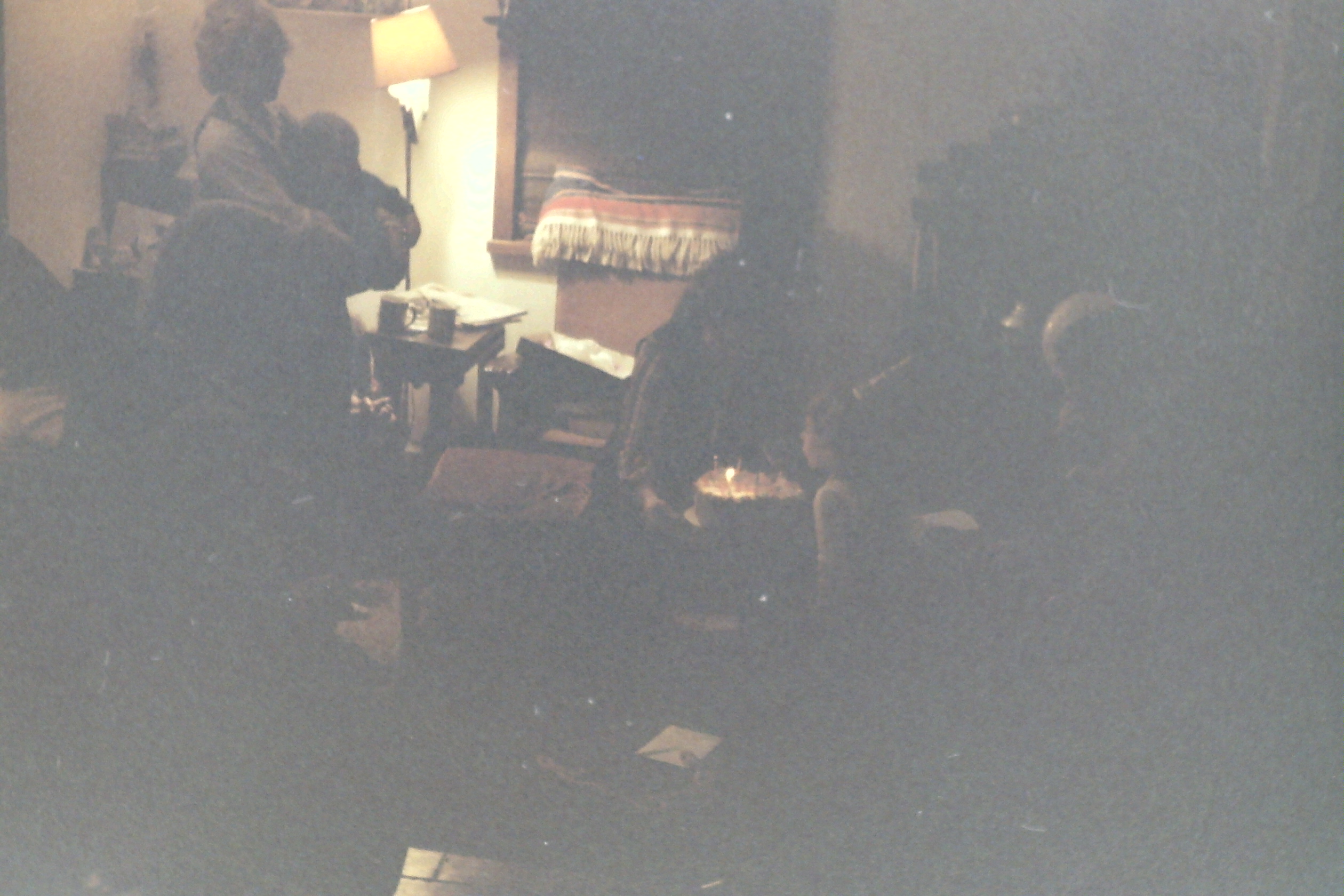 1982-02_P26 phDtApr1982