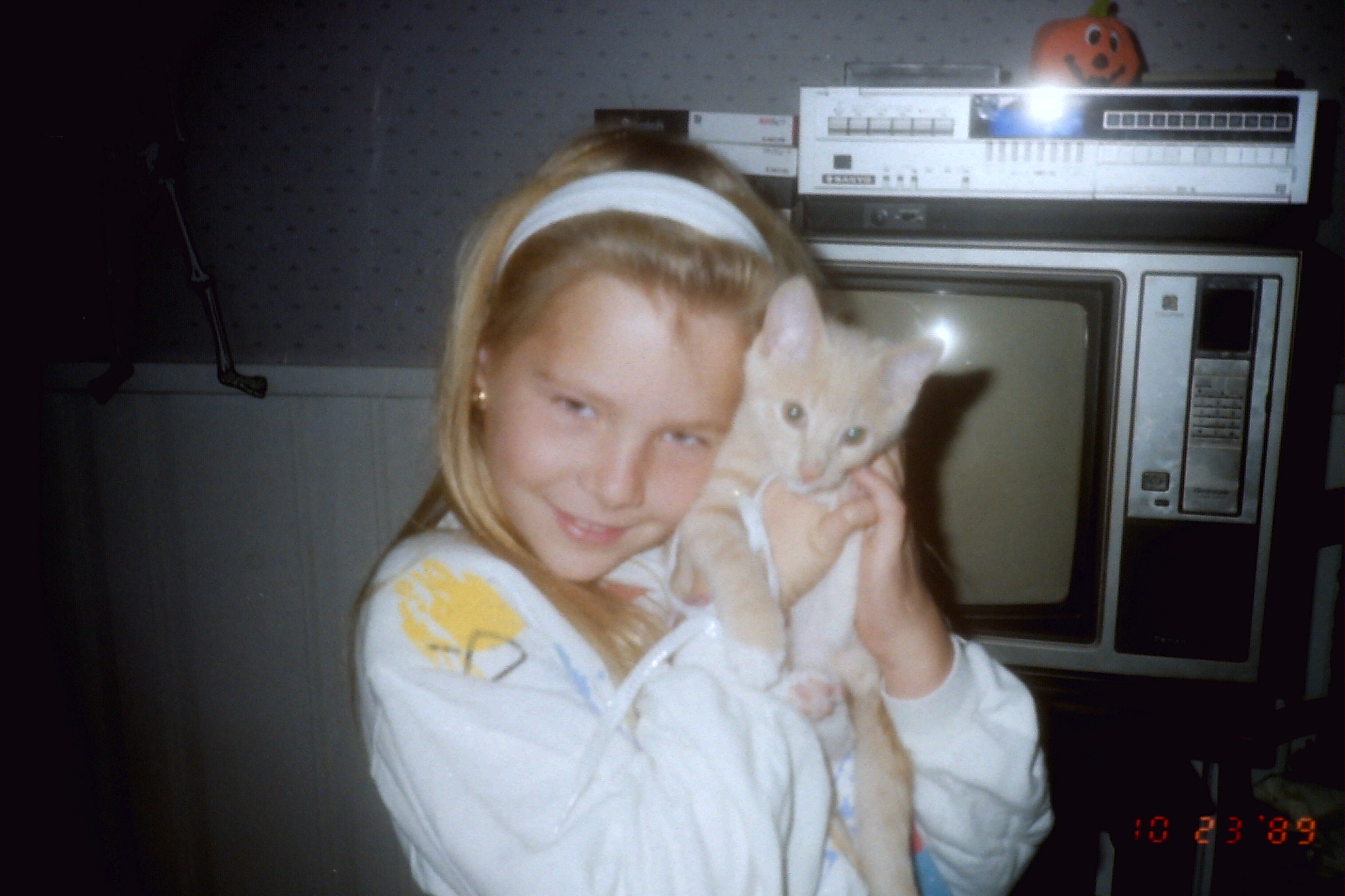 1989-10_P09